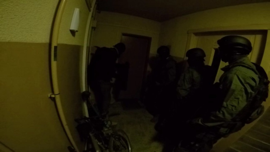 Pseudokibice i motocykliści handlowali narkotykami na terenie Krosna, Rzeszowa, Rymanowa [FILM]