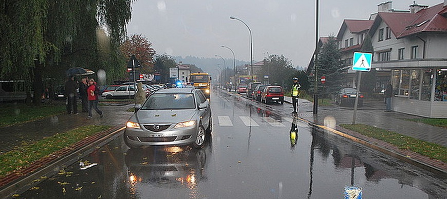 Opady deszczu przyczyną wypadków na drogach powiatu sanockiego