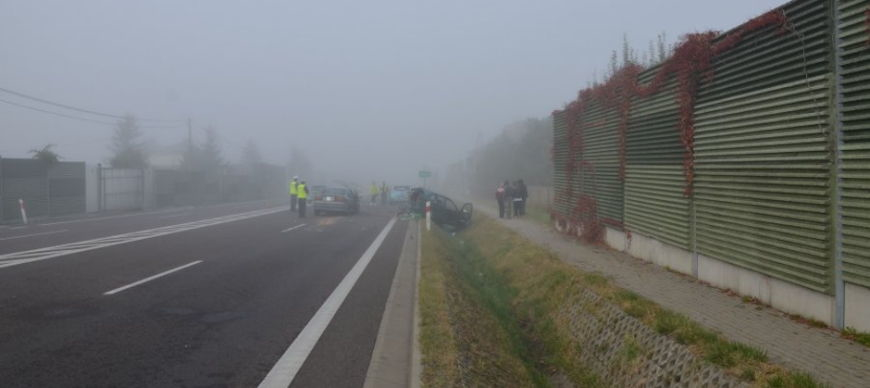 Wypadek w Krasnem: Zderzyły się cztery samochody