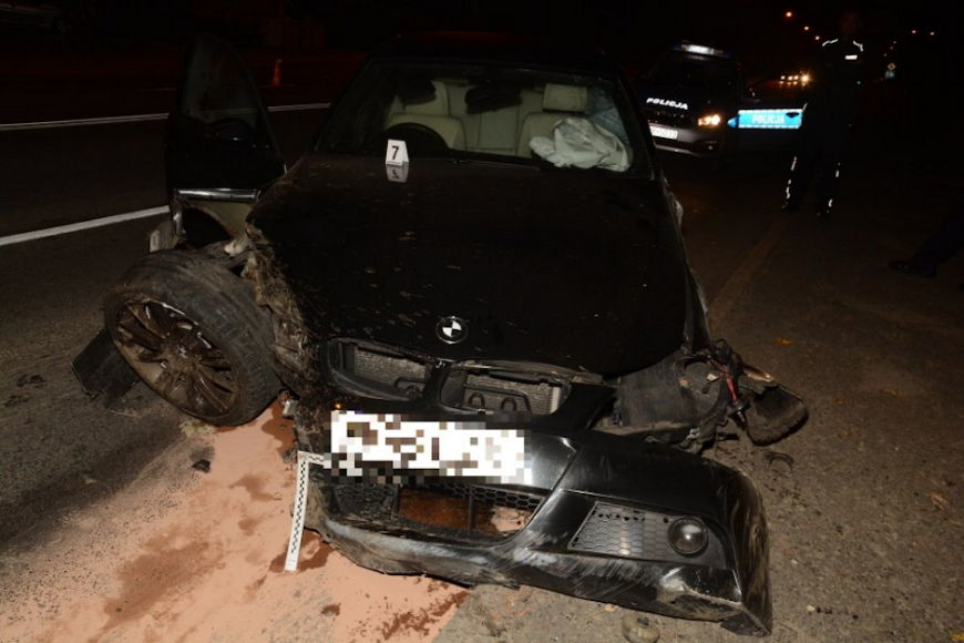 Wypadek na ulicy Krakowskiej. Kierowca był pod wpływem alkoholu [ZDJĘCIA]