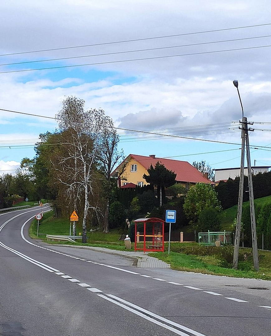 Gmina Sanok otrzymała dofinansowanie na budowę chodnika w miejscowości Czerteż
