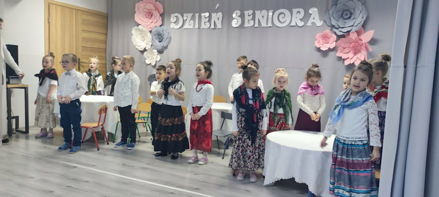 Obchody Dnia Seniora w Przedszkolu Samorządowym Nr 2 z Oddziałami Integracyjnymi im. Marii Konopnickiej w Brzozowie