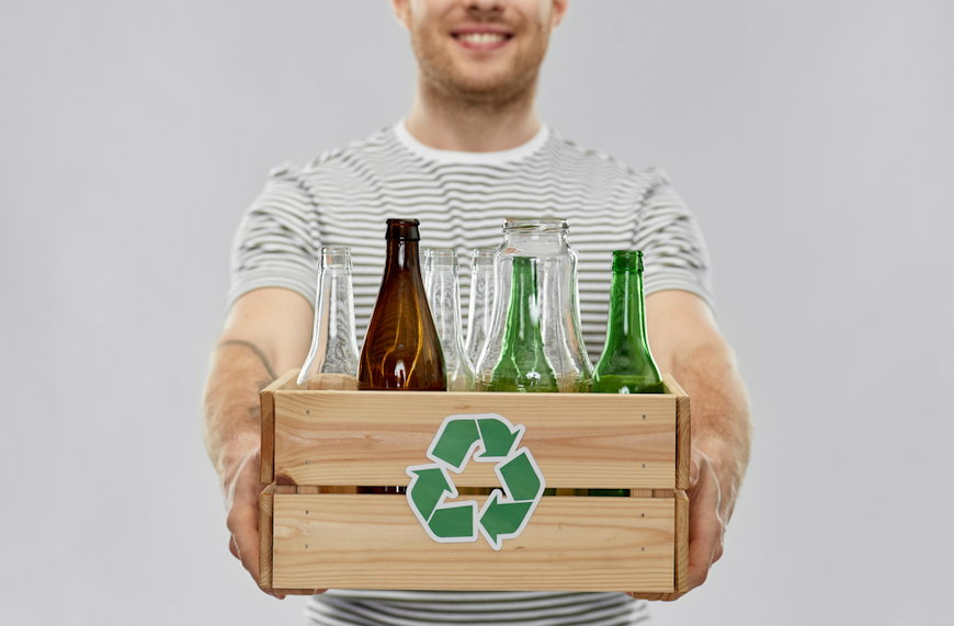 Czy szklana butelka jest eko? O trendach w konsumpcyjnym minimalizmie