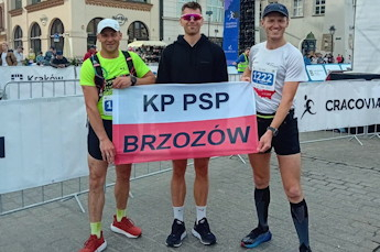 Strażacy z KP PSP w Brzozowie wzięli udział w maratonie [ZDJĘCIA]